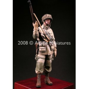 Photo: Alpine Miniatures[AM16004]WW2 US Paratrooper 82nd Airborne "All American"