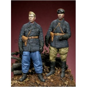 Photo: Alpine Miniatures[AM35041]WW2 Russian Tank Crew Set (2 figures)