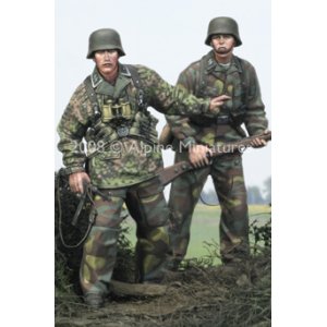 Photo: Alpine Miniatures[AM35062]12 SS Grenadier Set (2 figures)