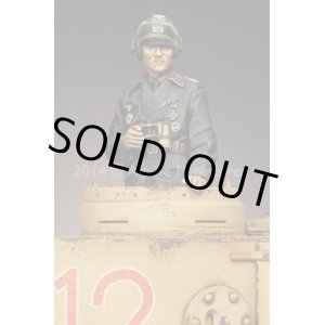 Photo: Alpine Miniatures[AM35175]Panzer Commander #1