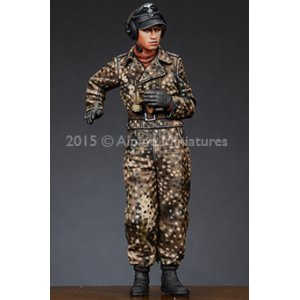 Photo: Alpine Miniatures[AM35188]WSS Panzer Commander #2